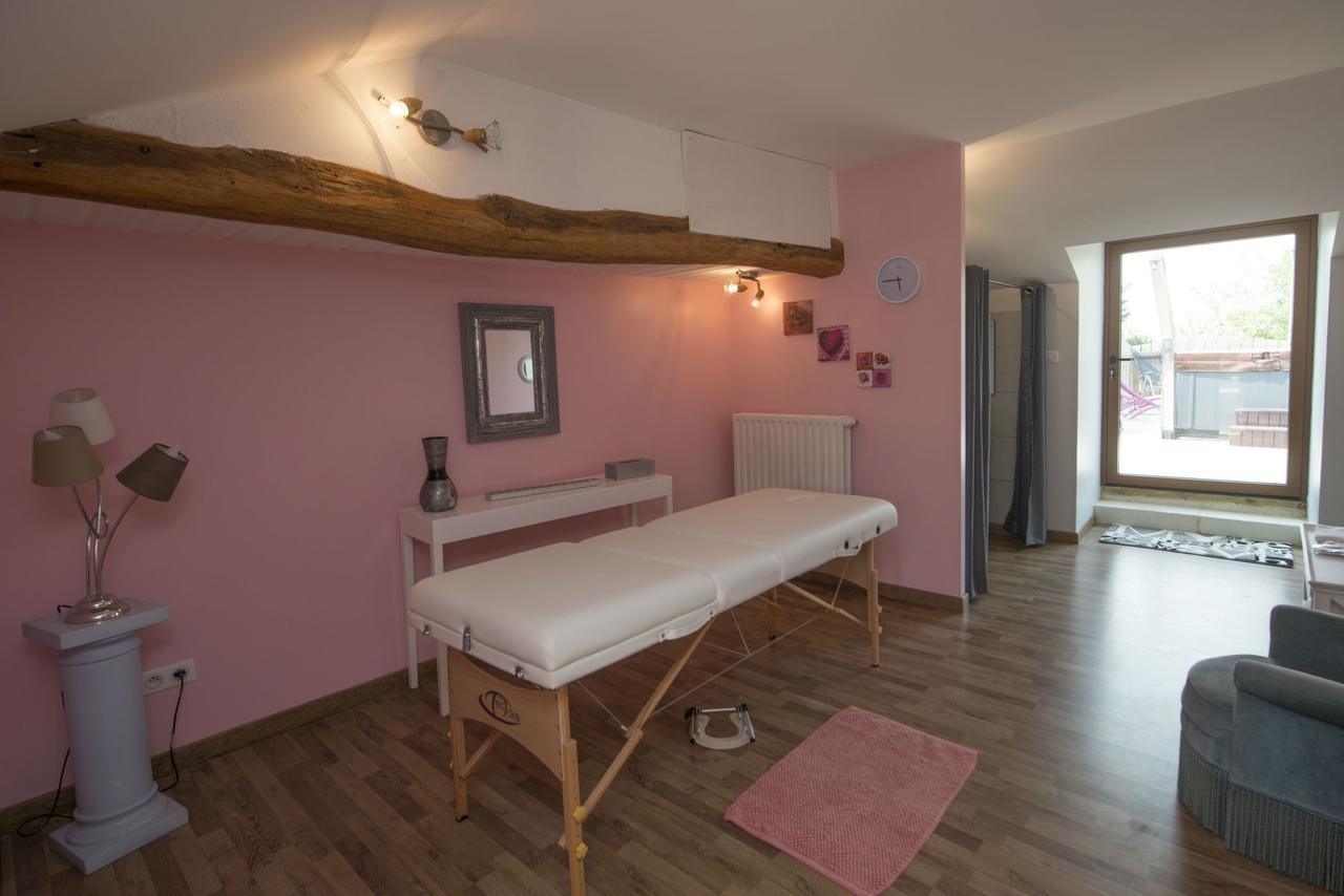 Chambres D'Hotes Les Delices De La Roche Louresse-Rochemenier Esterno foto