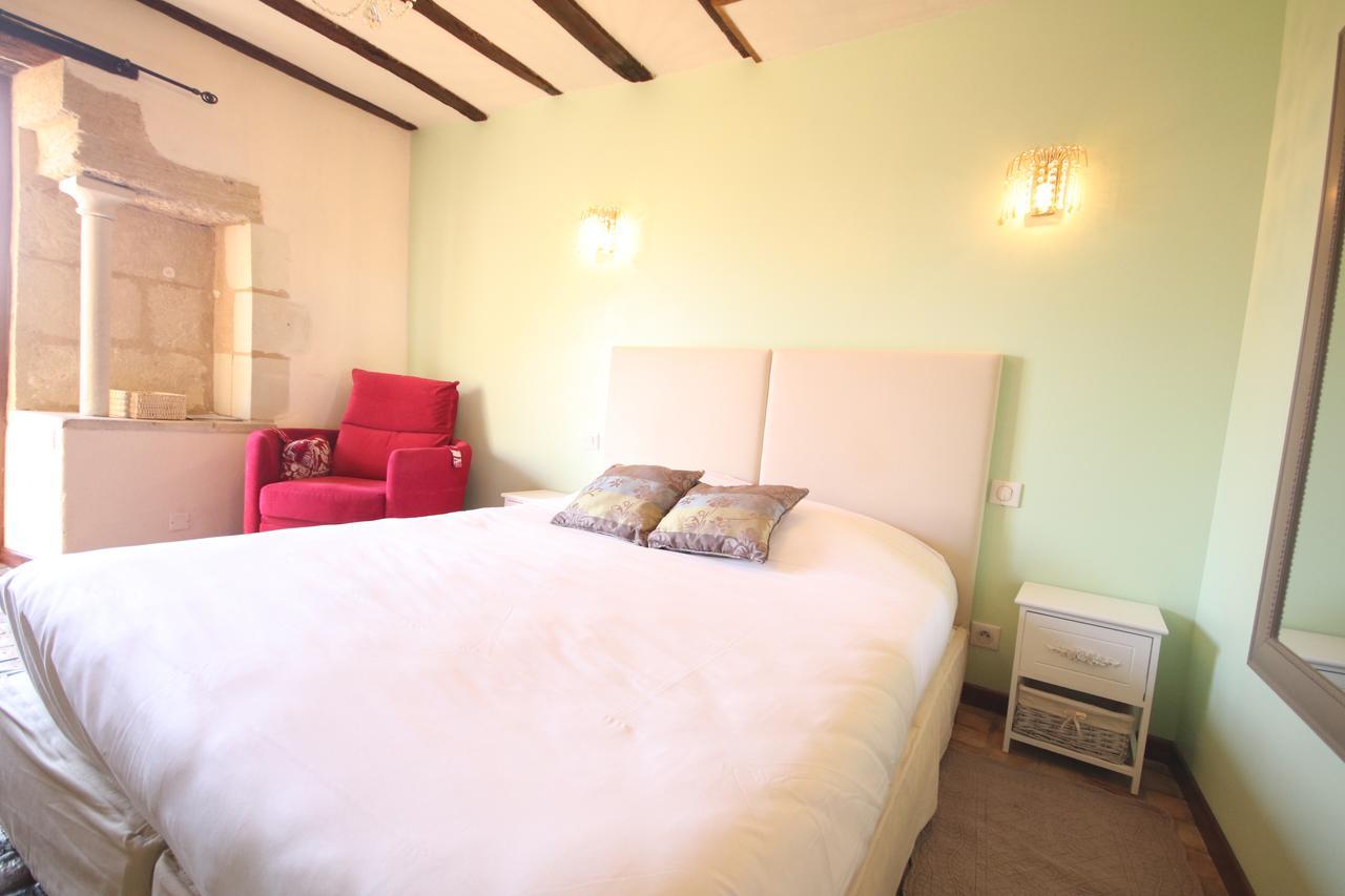 Chambres D'Hotes Les Delices De La Roche Louresse-Rochemenier Esterno foto